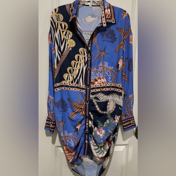 Superrrr cute on this dress. Very classy and comfy - Picture 1 of 3